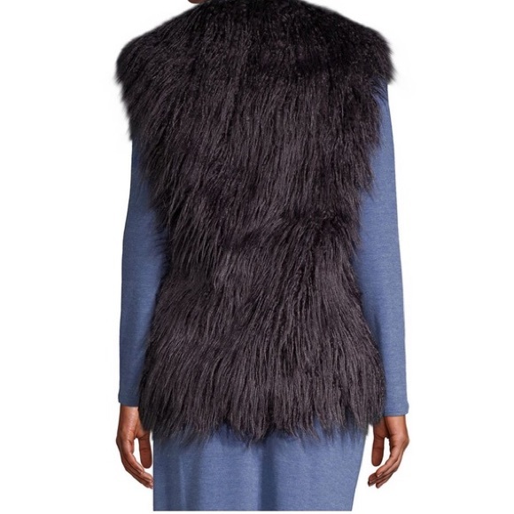 H Halston Faux Fur V Neck Vest W/Pockets - Picture 3 of 4